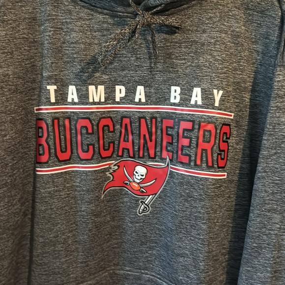 Fanatics Tampa Bay Buccaneers Hoodie.  Size 3XL. Like New - Picture 2 of 9
